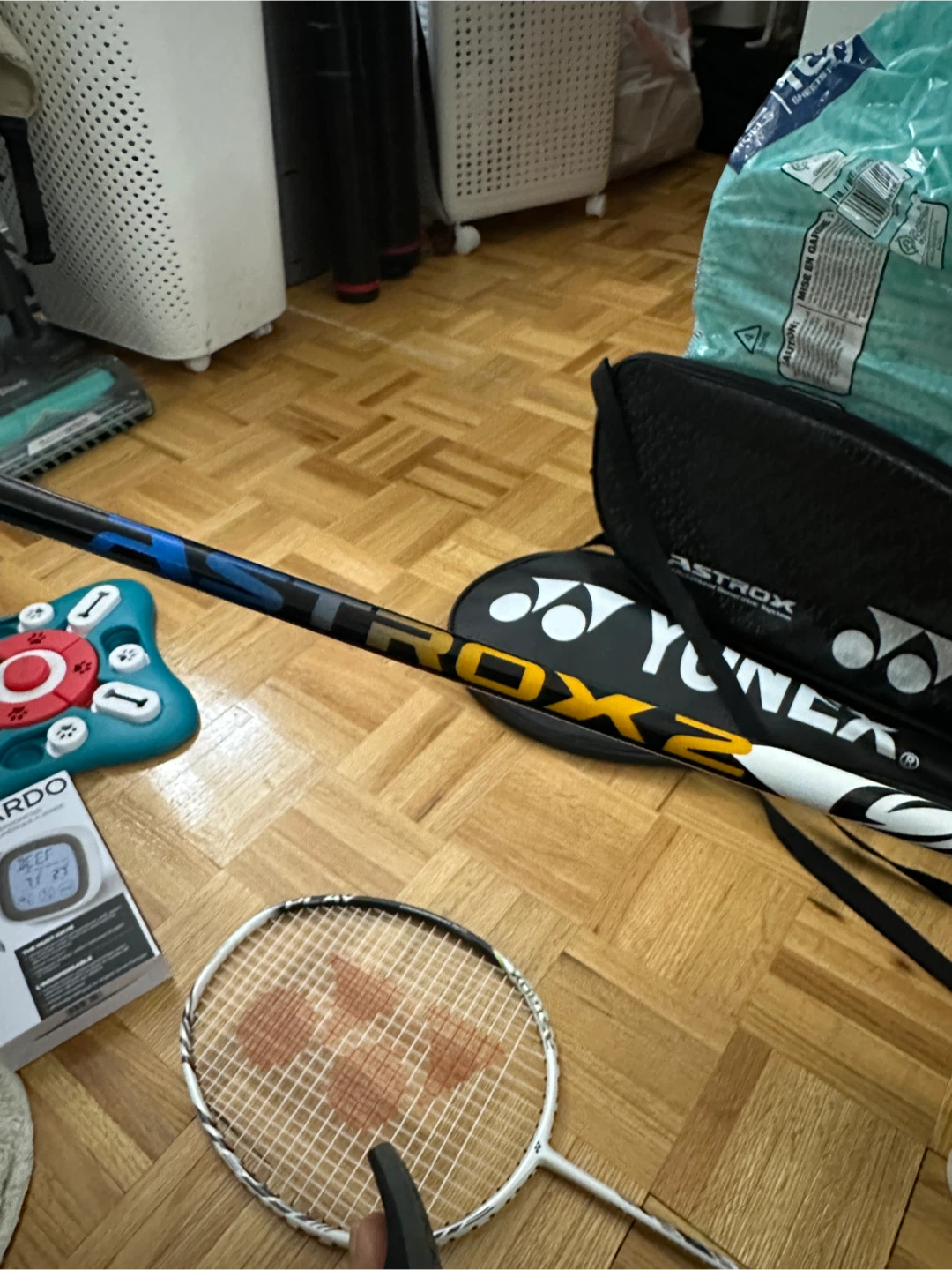 Yonex Astrox 99 Play & Astrox 2 Badminton Rackets - photo 3