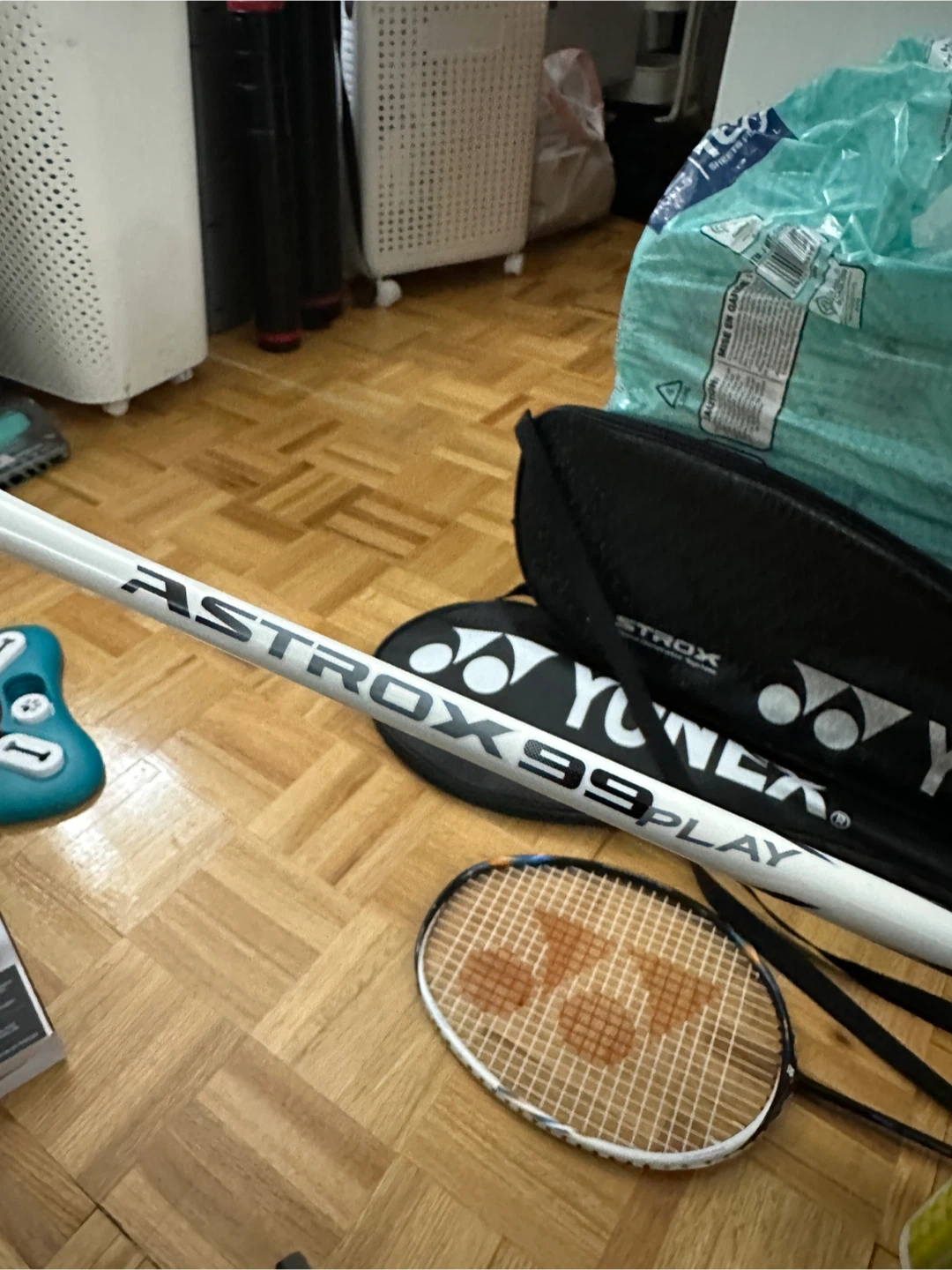 Yonex Astrox 99 Play & Astrox 2 Badminton Rackets - photo 2