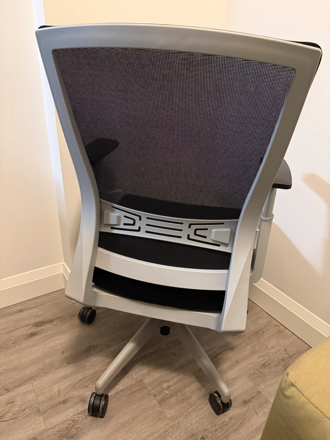 Downtown Mesh Office Chair - Black - photo 3