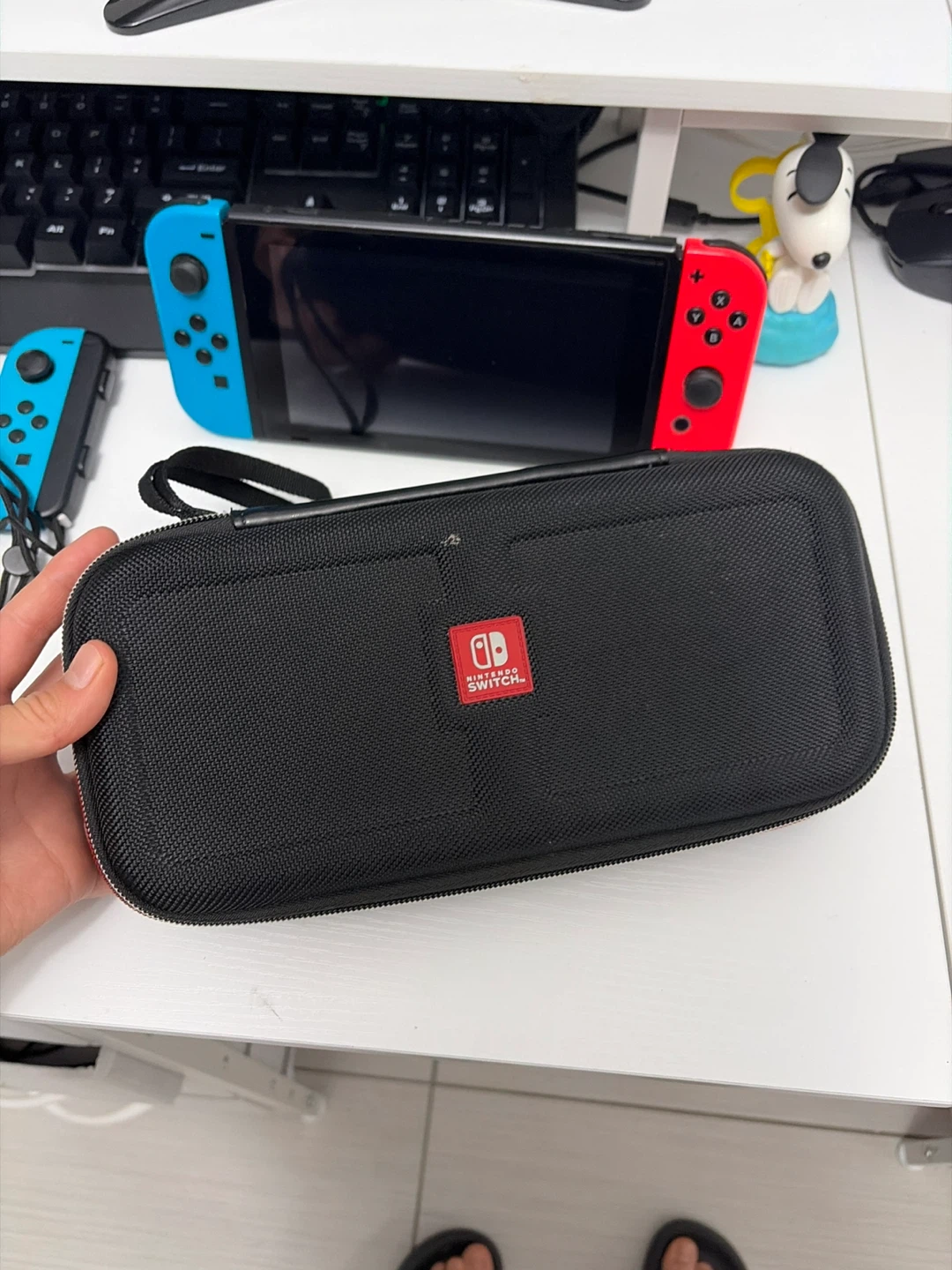 Nintendo Switch Console with Joy-Cons & Case - photo 4