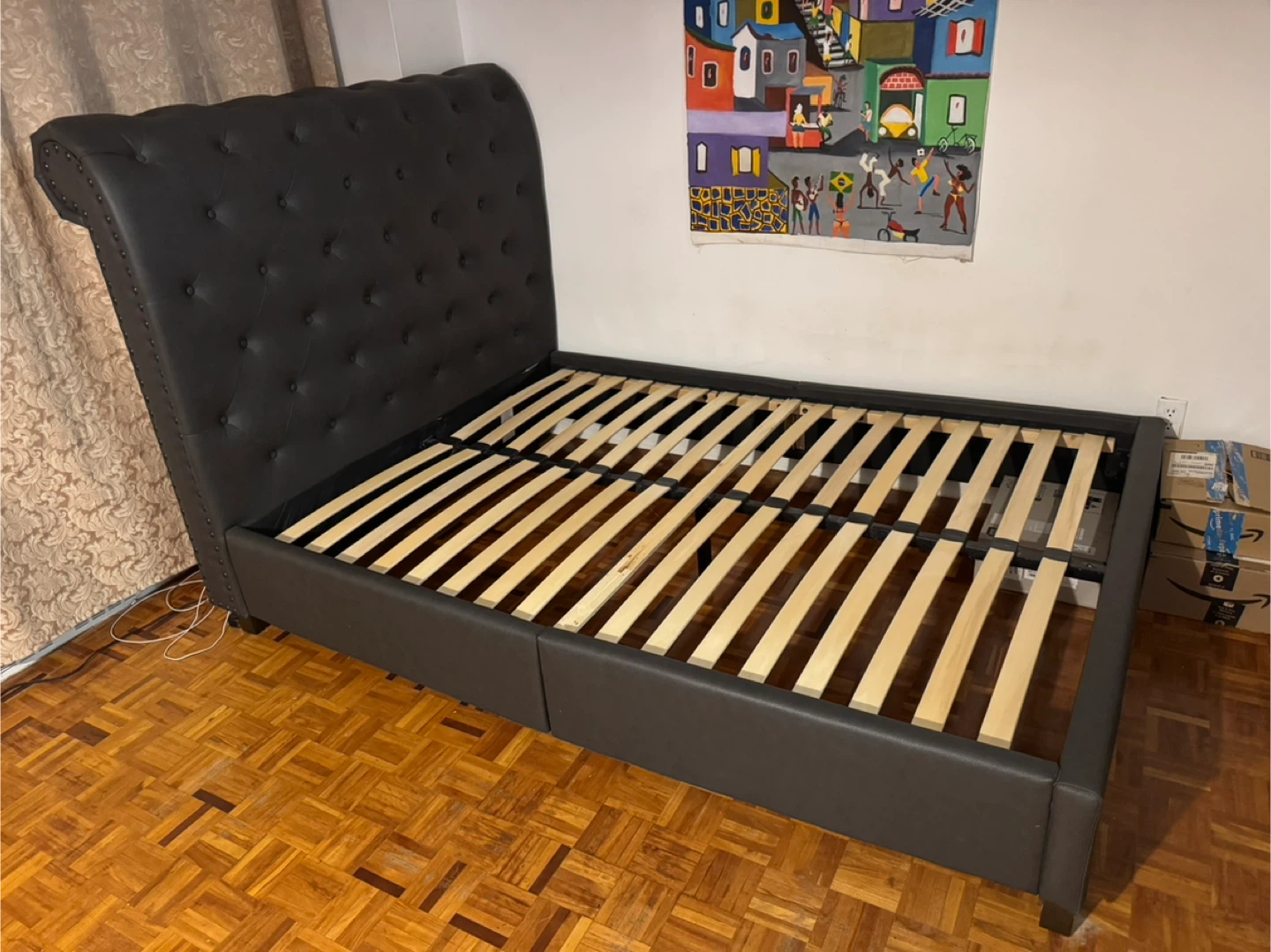 Upholstered Platform Bed Frame - Queen Size - photo 4