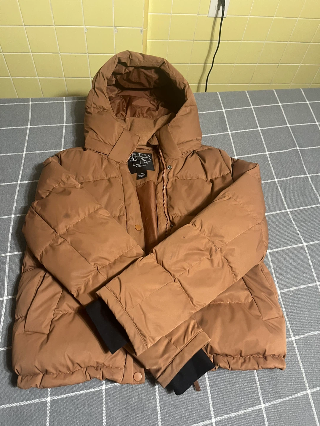 Rip Zone Brown Puffer Jacket - Size small - photo 2