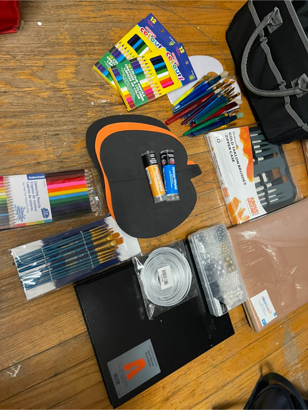 Art Supplies Lot - photo 3