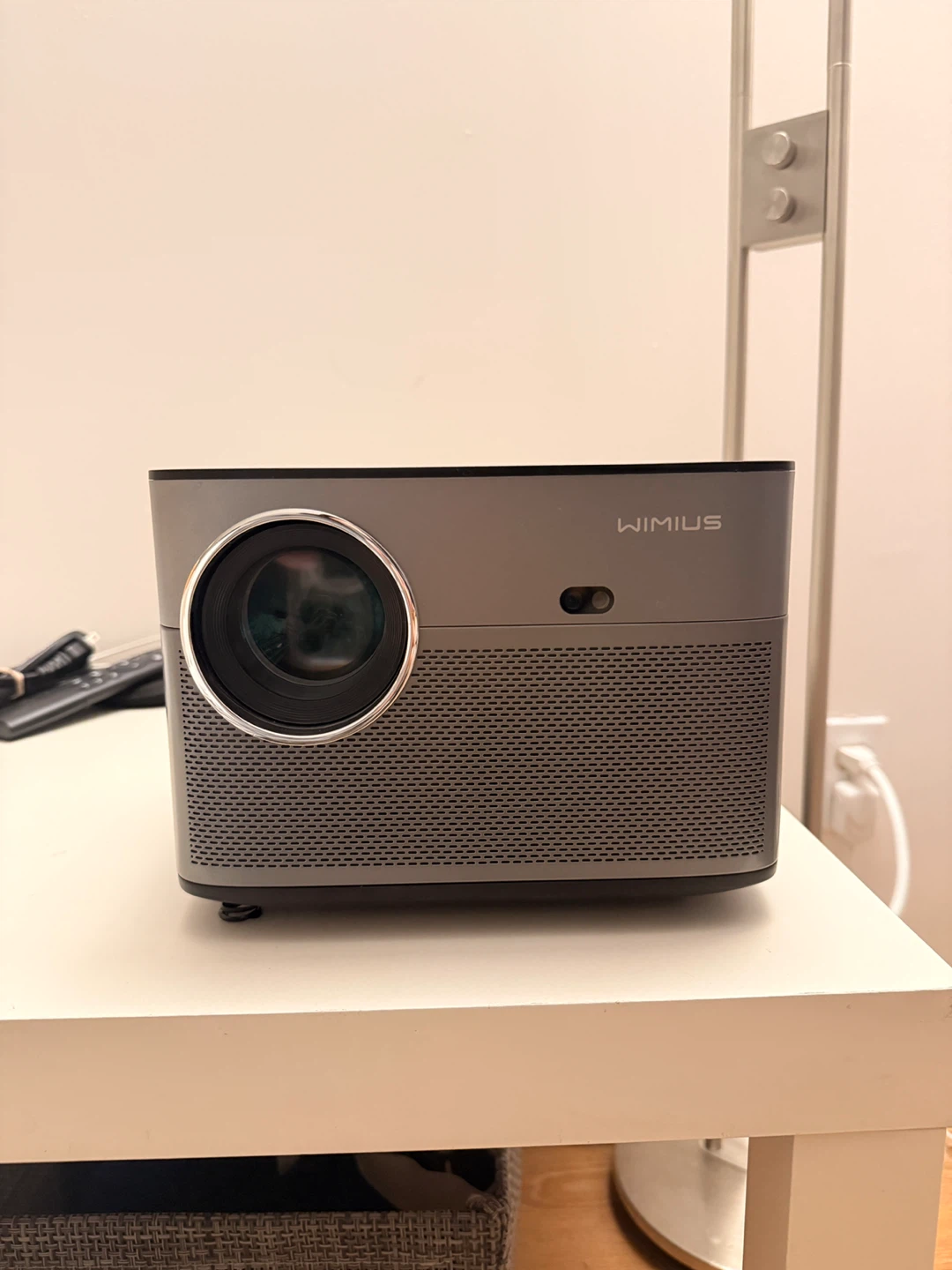 Wimius 4K Projector, WiFi & Bluetooth, 1000 ANSI Lumens