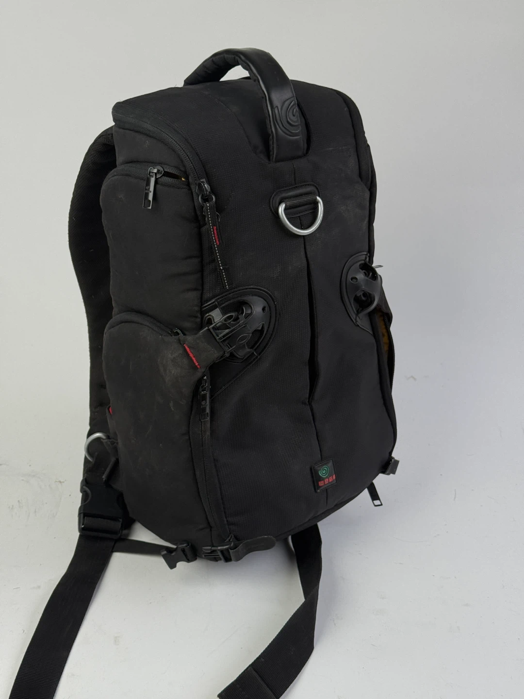 Gura Gear Bataflae 26L Camera Backpack - Black - photo 4