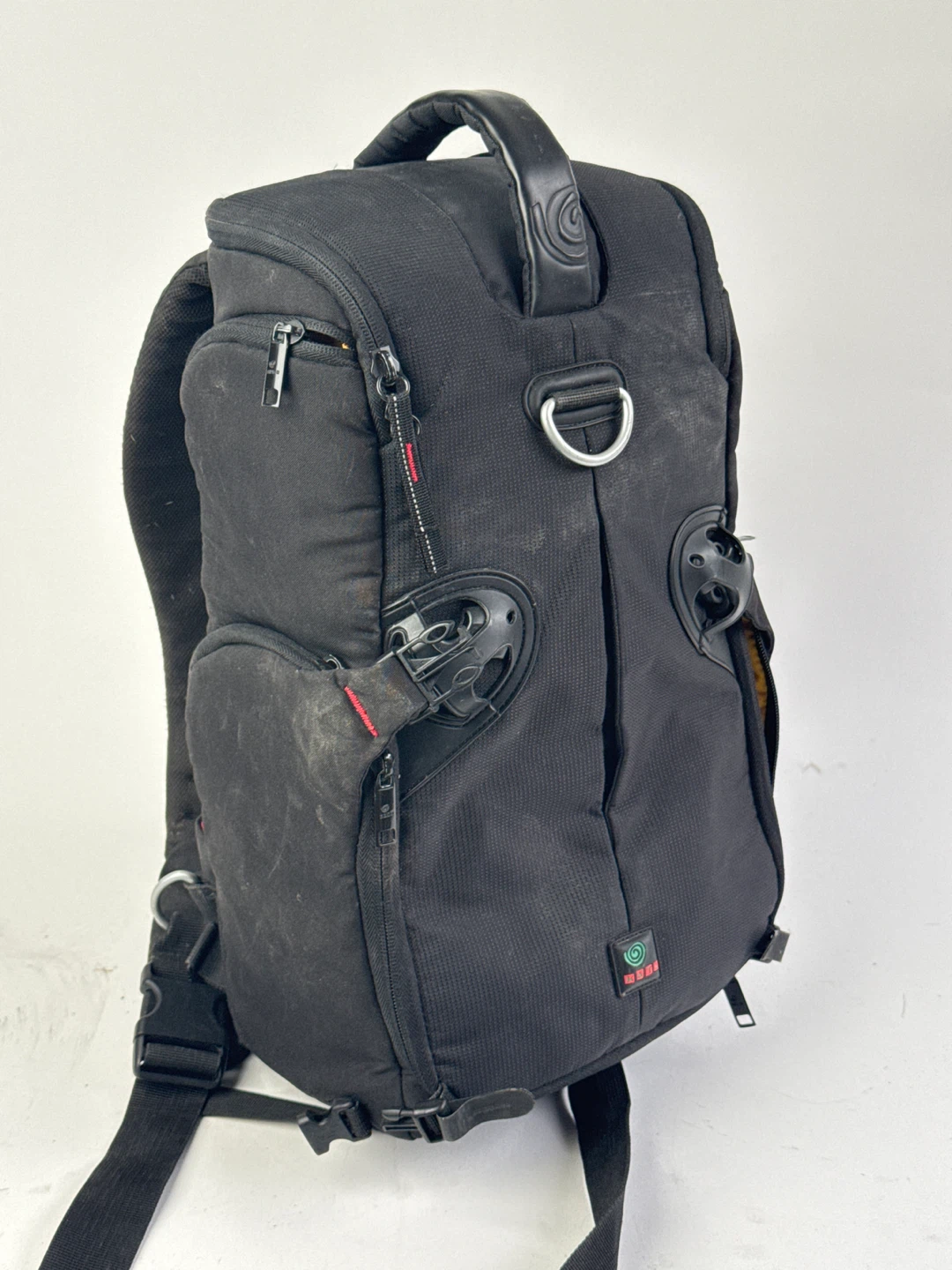 Gura Gear Bataflae 26L Camera Backpack - Black - photo 2