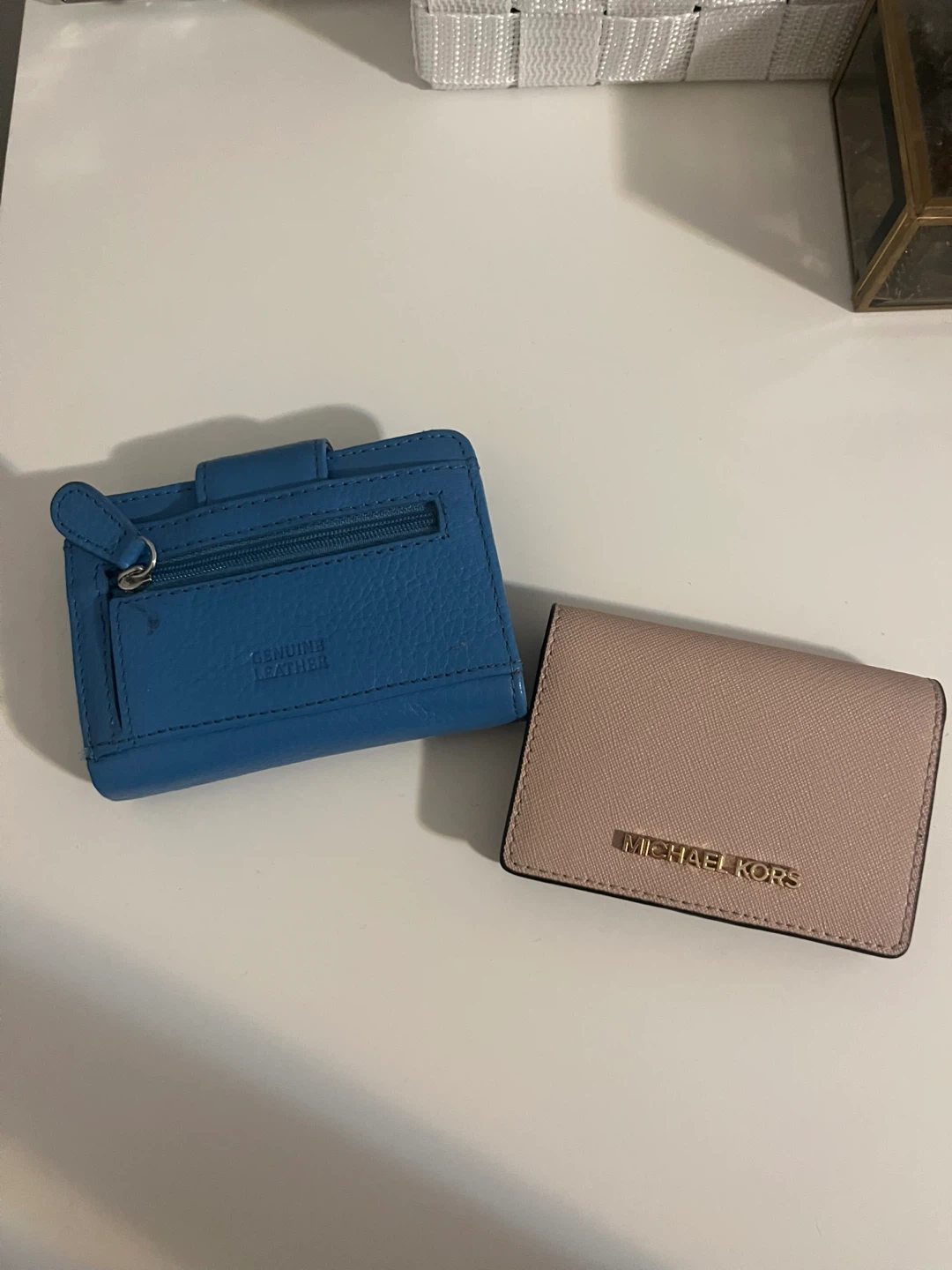Michael Kors & Genuine Leather wallets - photo 2