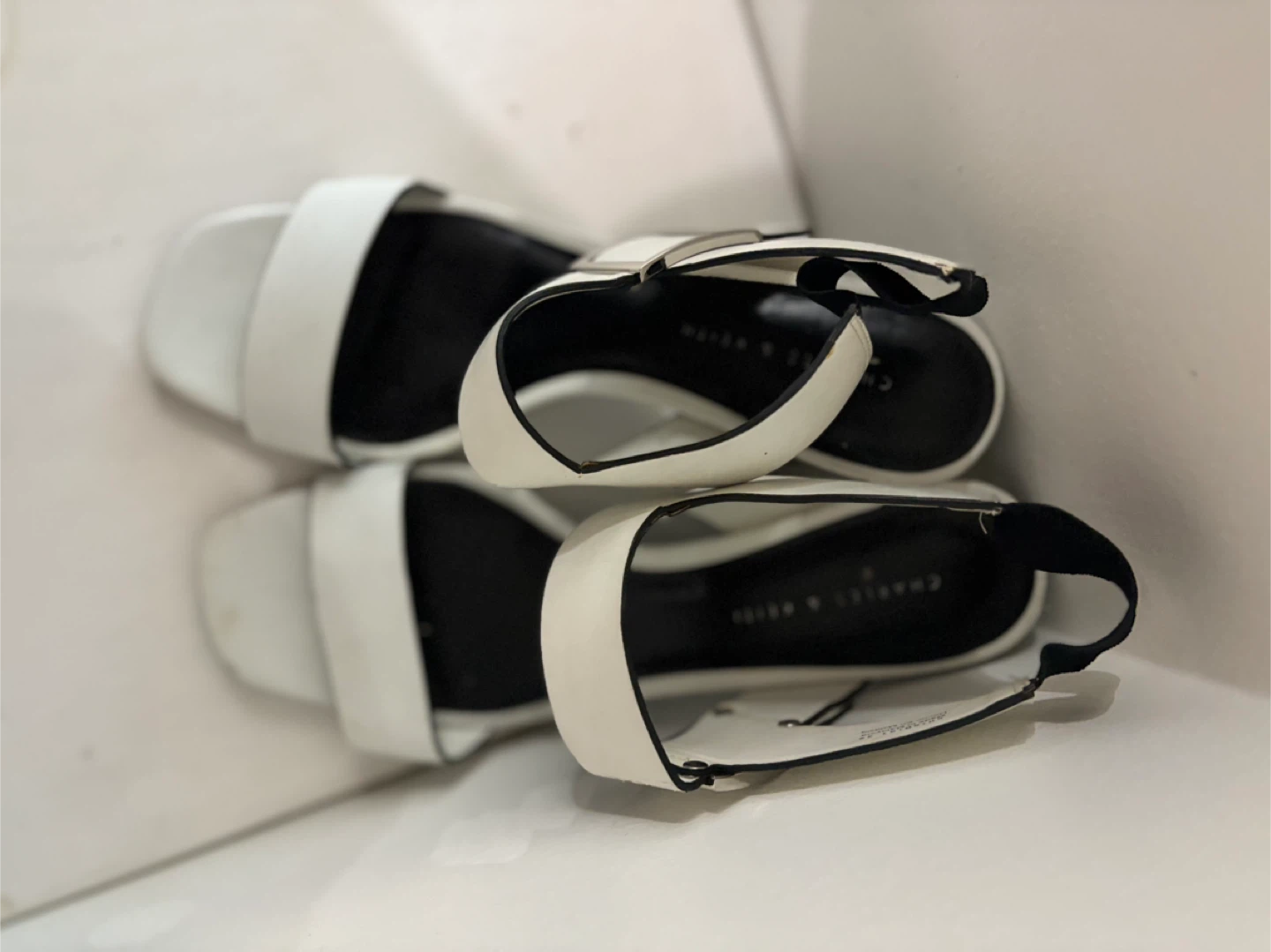 Charles & Keith White Heeled Sandals - photo 2