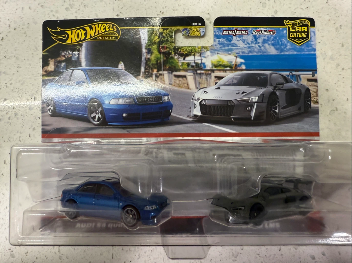 Hot Wheels Premium Audi S4 Quattro & Audi R8 LMS