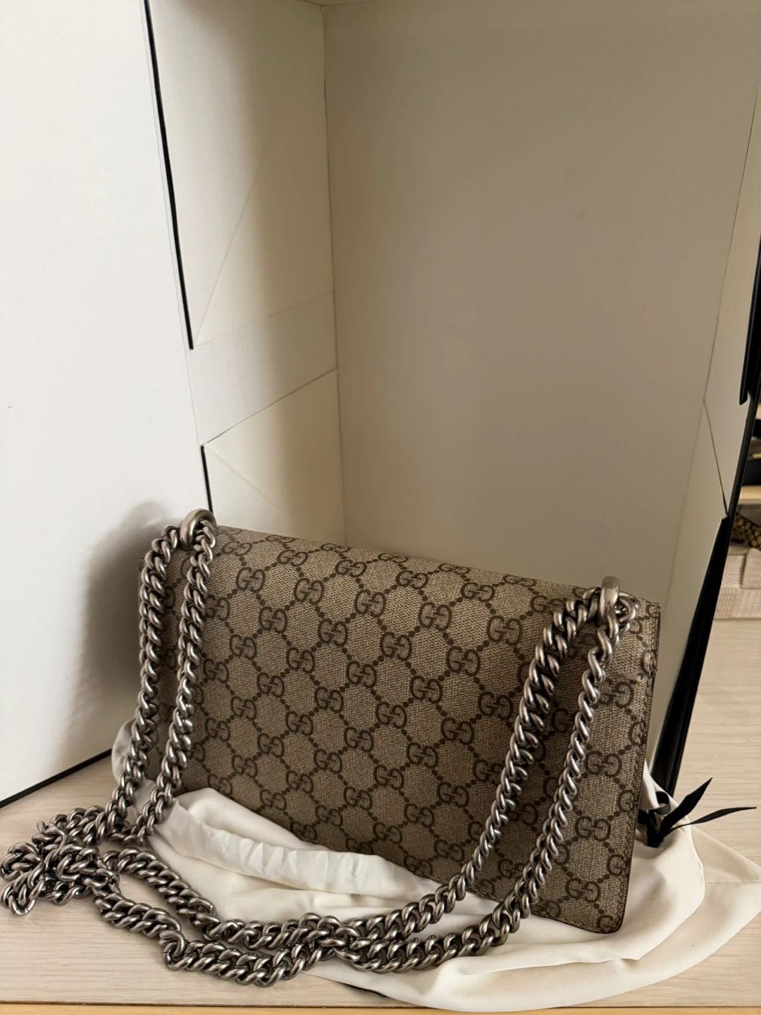Gucci Dionysus Medium Shoulder Bag - photo 2