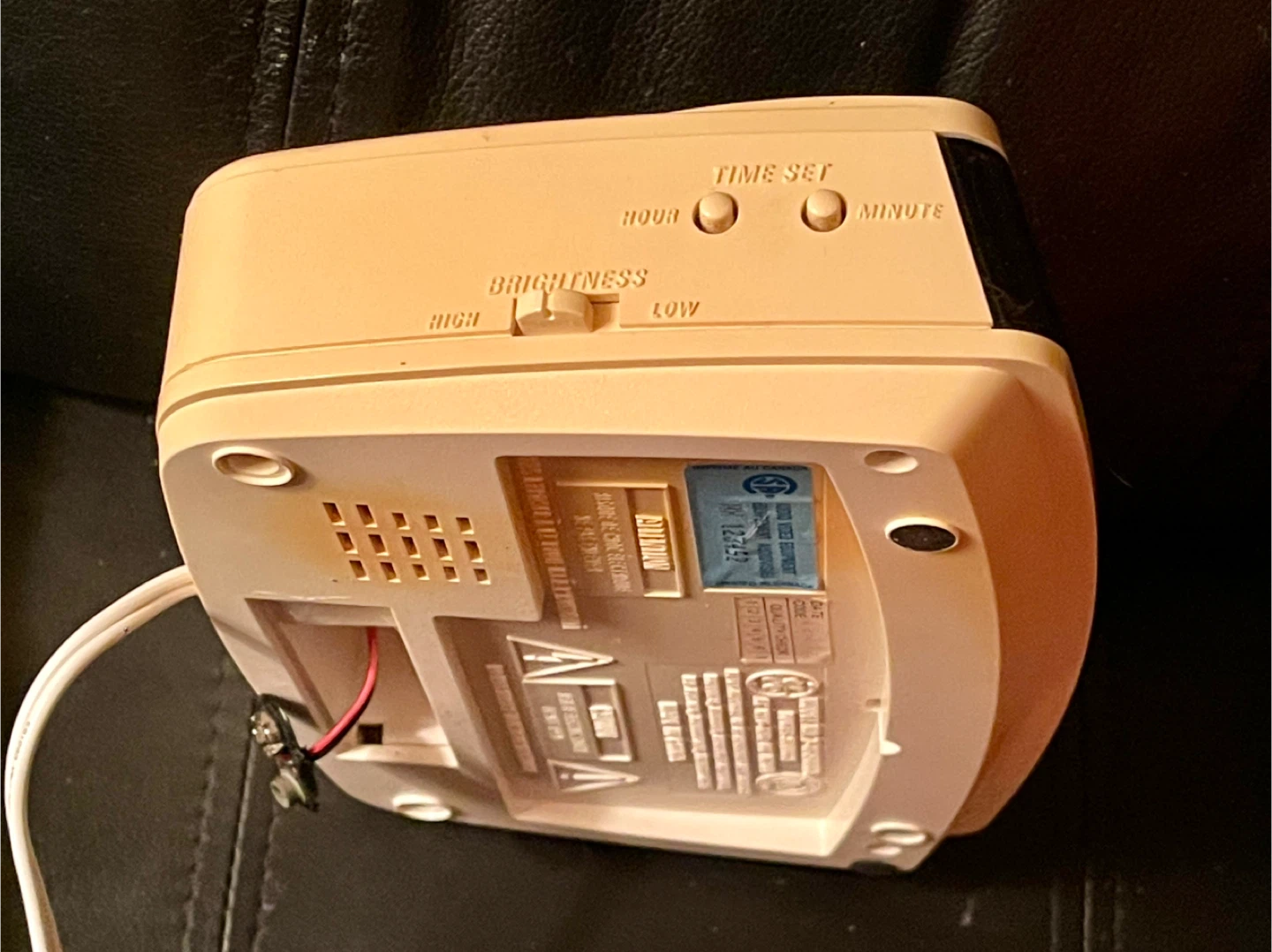 🧡Vintage GE 7-4615WHA AM/FM Digital Alarm Clock Radio - photo 5