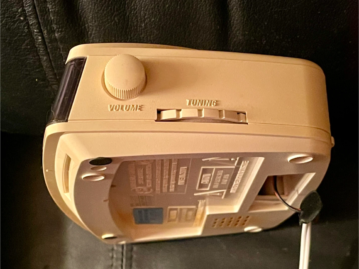 🧡Vintage GE 7-4615WHA AM/FM Digital Alarm Clock Radio - photo 4