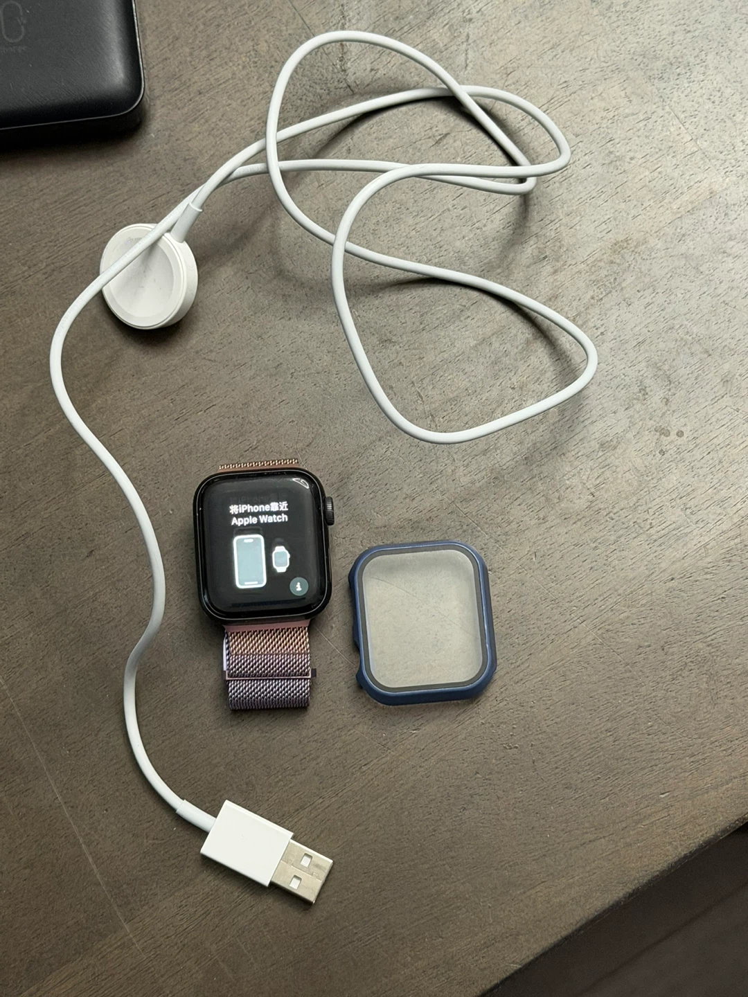 Apple Watch SE  with Milanese Loop - photo 4