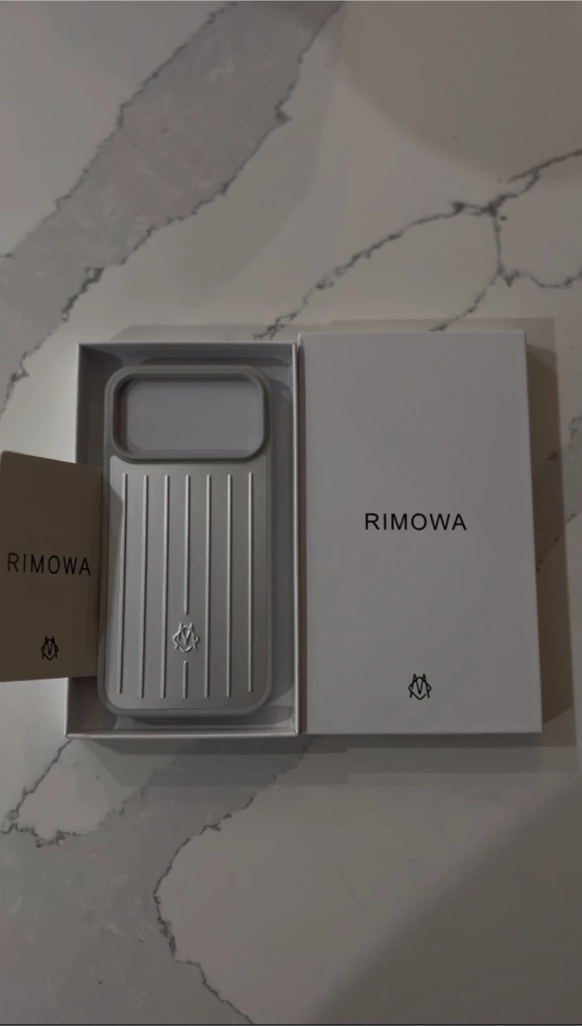 17 PRO MAX - Rimowa iPhone Case - Grey