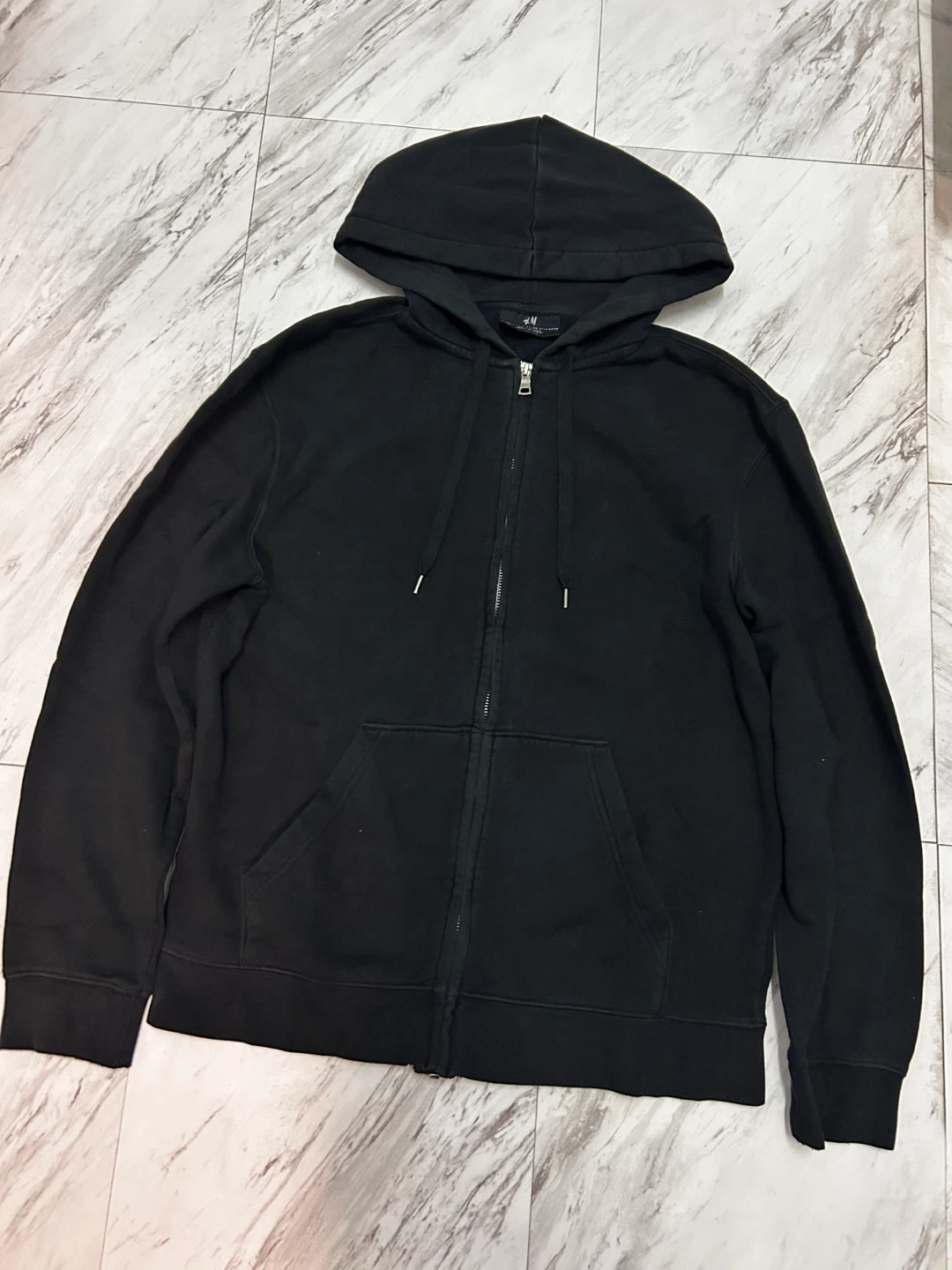 Black zip-up hoodie from h@m / Size - small - photo 2