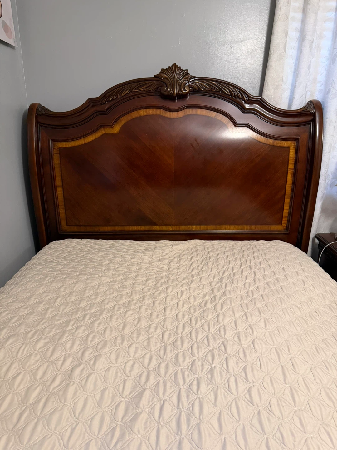 Elegant dark wood queen size bed frame