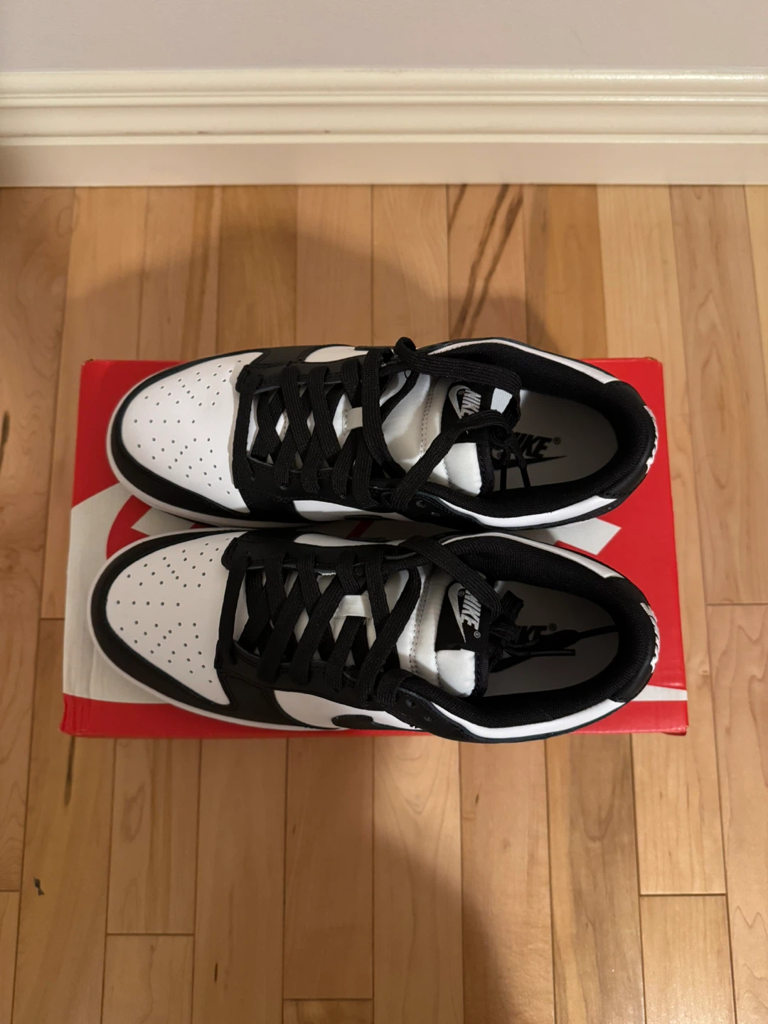 Nike Dunk Lows - Pandas - NEVER WORN - photo 3