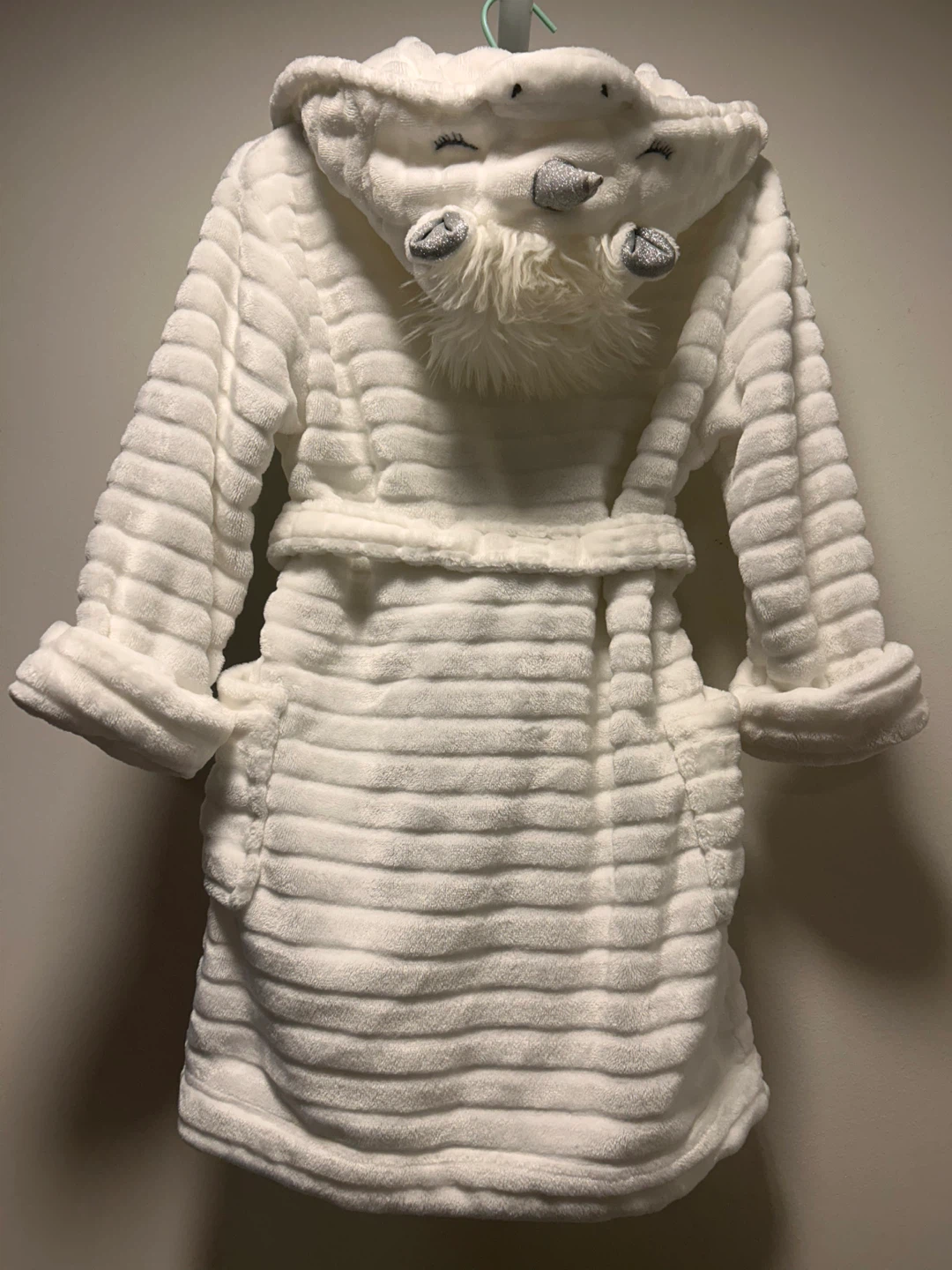 Super Soft Kids Bathrobe with Unicorn Hood. Size 7–9 Years