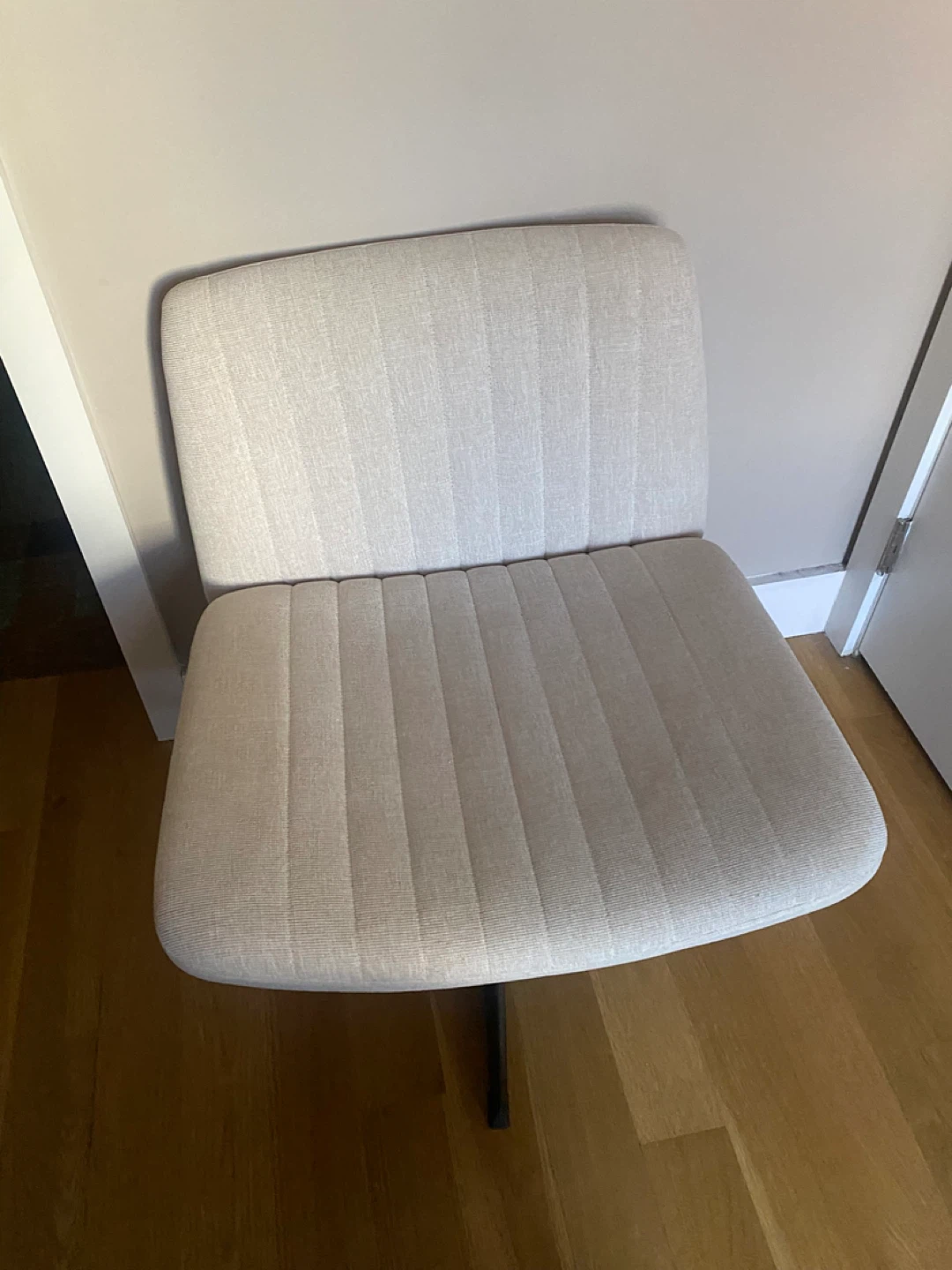 Beige Adjustable Office Chair - photo 2