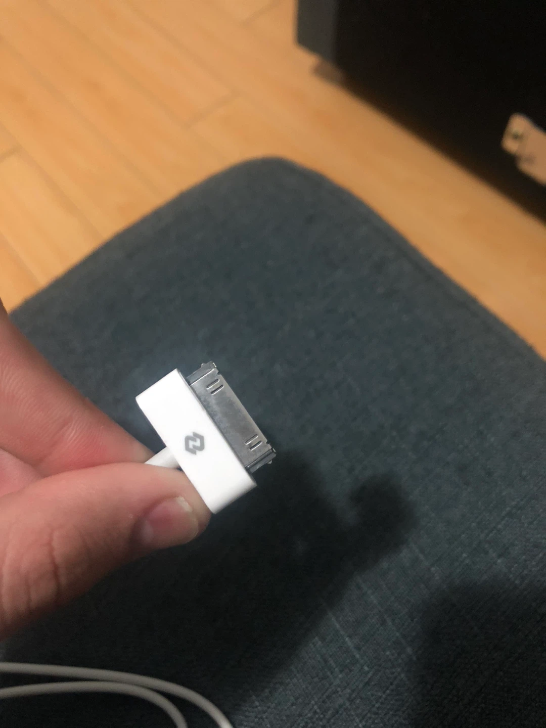 Apple 30-Pin to USB Cable - White - photo 3