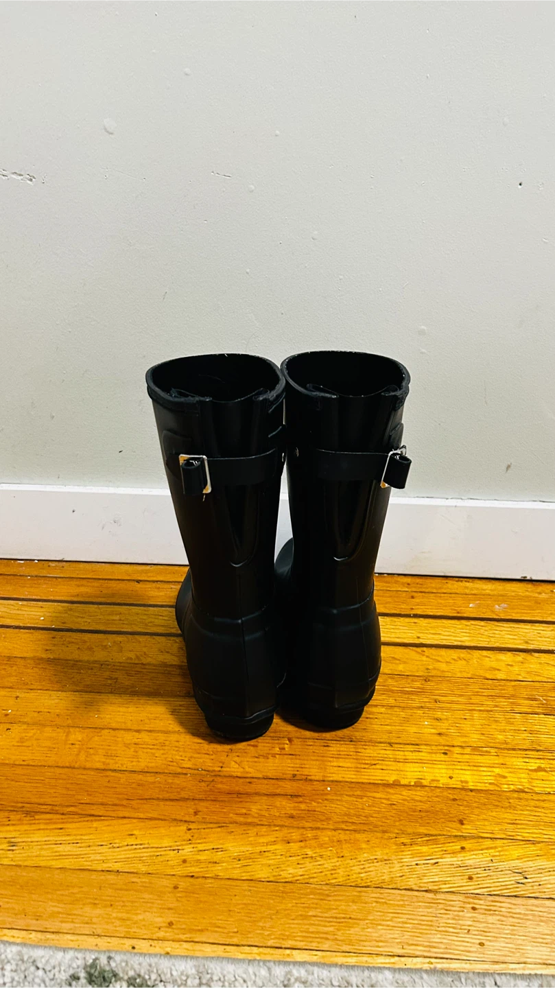 Hunter Black Rain Boots - Size 8 US - photo 3