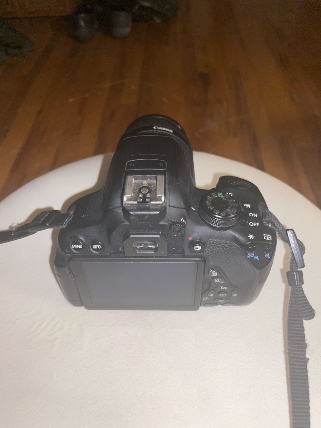 Canon EOS 700D DSLR Camera with 18-55mm Lens & 75-300 Lens - photo 3