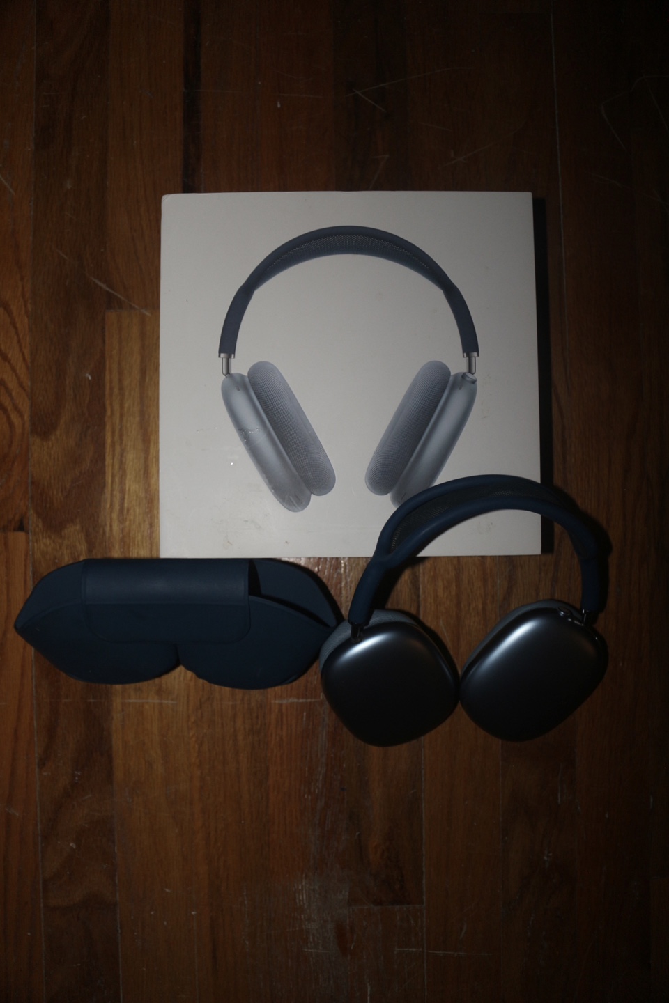 Apple AirPods Max - Light Blue - with Box