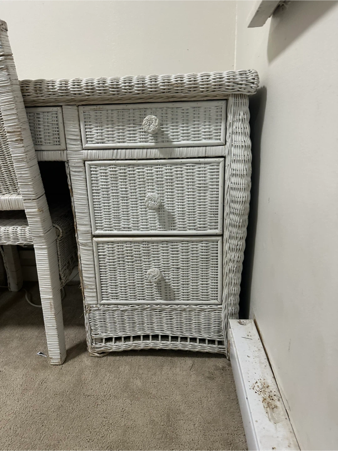 Bedroom dresser for sale - photo 2