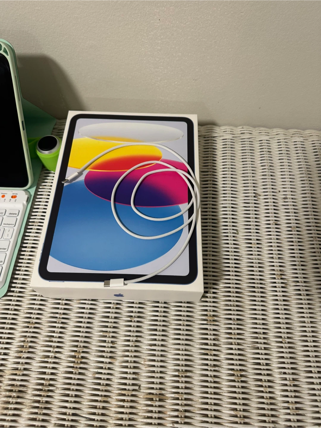 Brand new iPad A16 with everything on desk for sale - photo 5