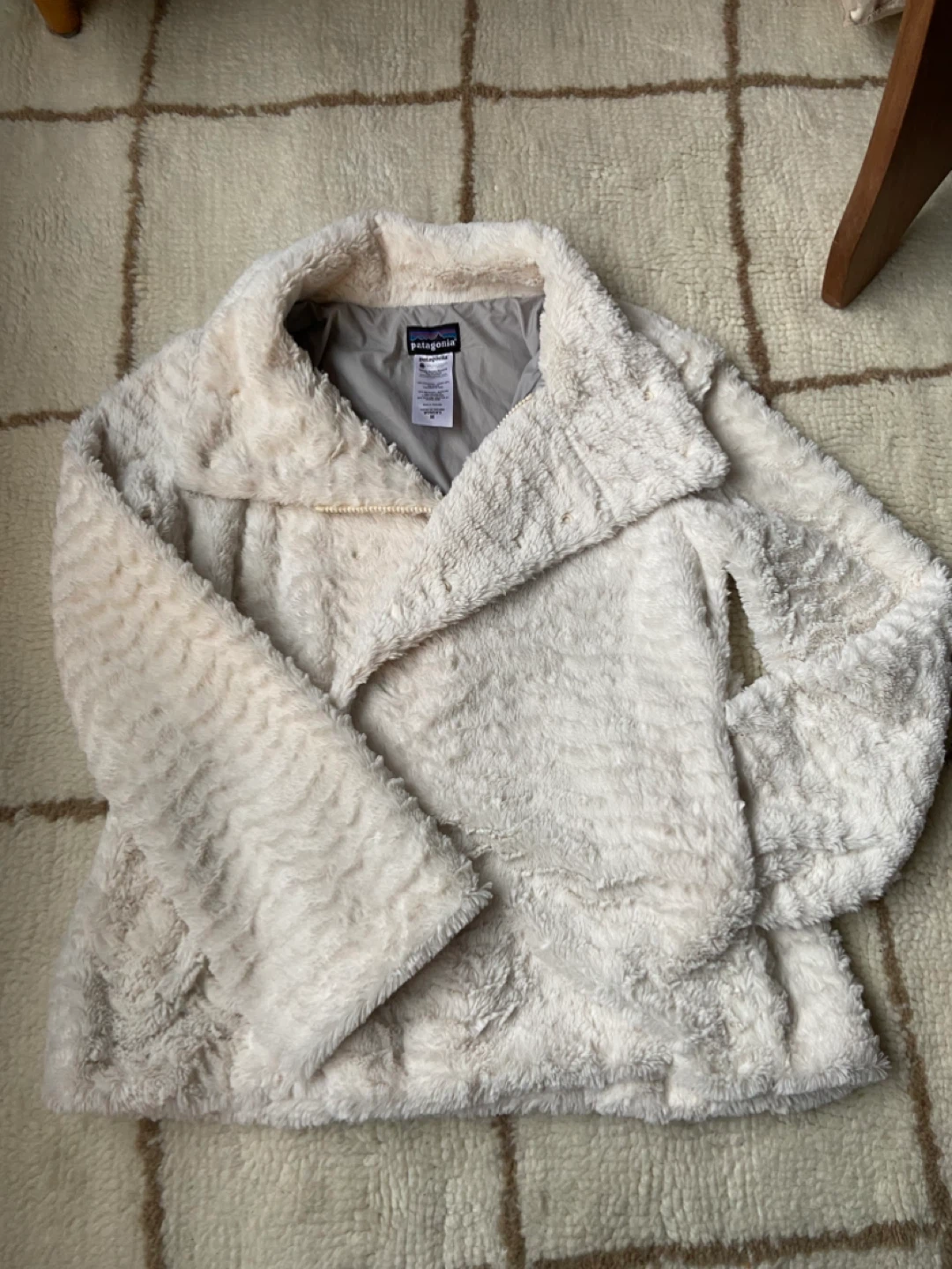 Patagonia Faux Fur Jacket - Size M