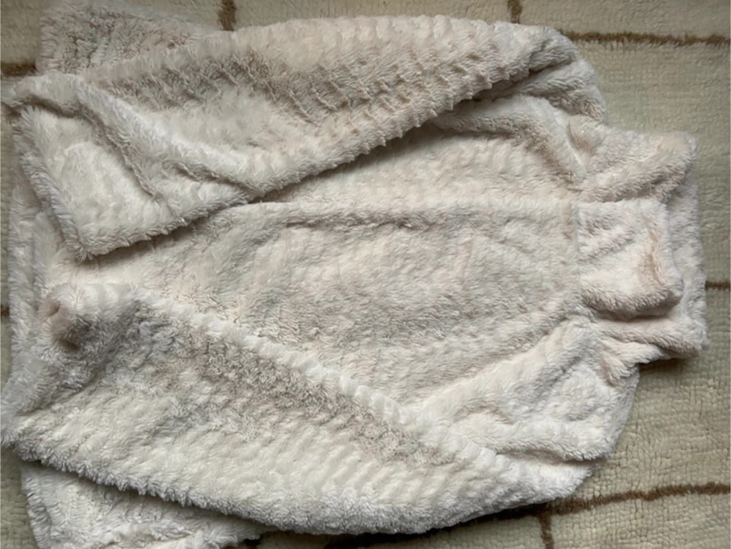 Patagonia Faux Fur Jacket - Size M - photo 3