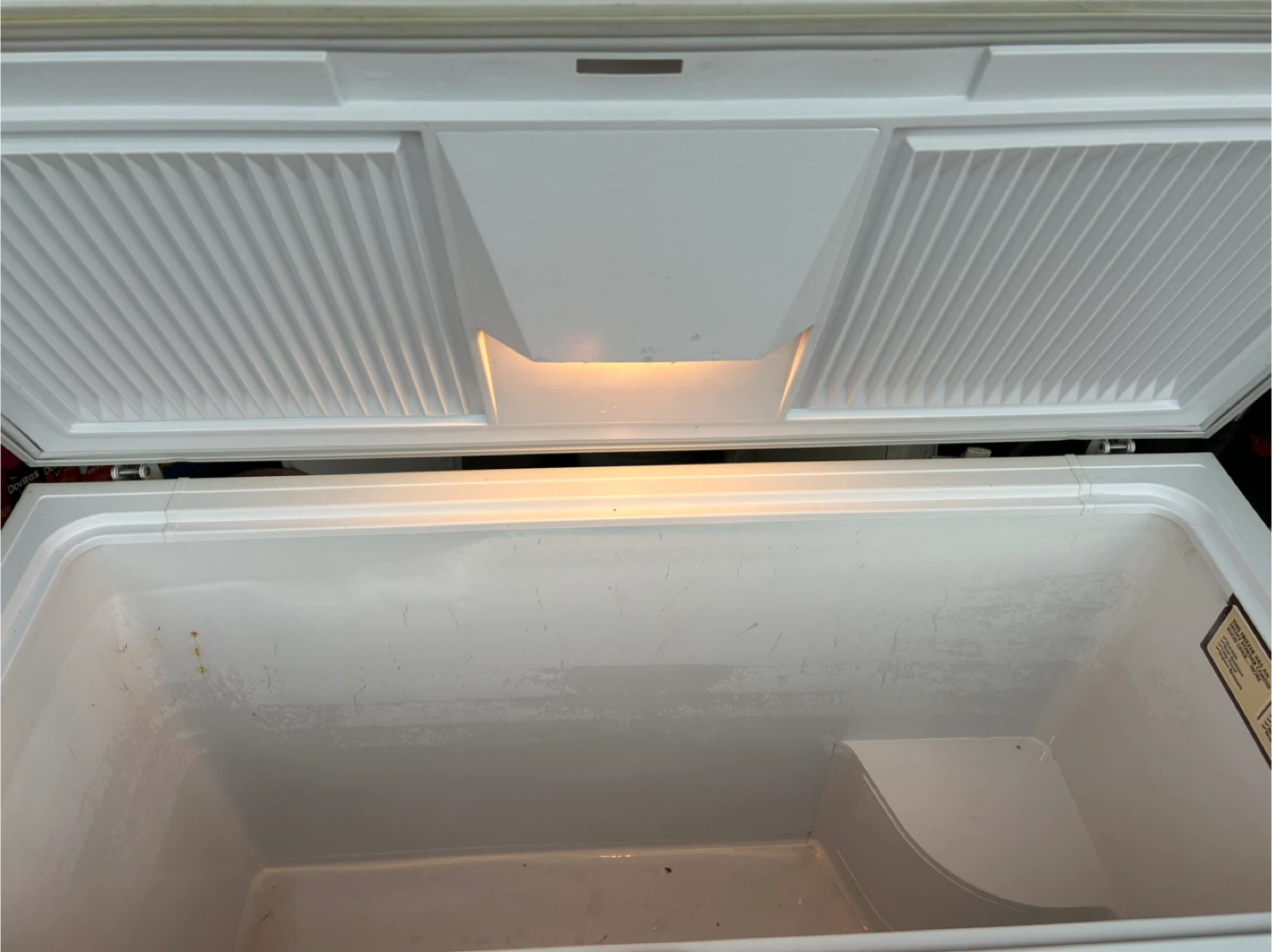 Kenmore White Chest Freezer - photo 4