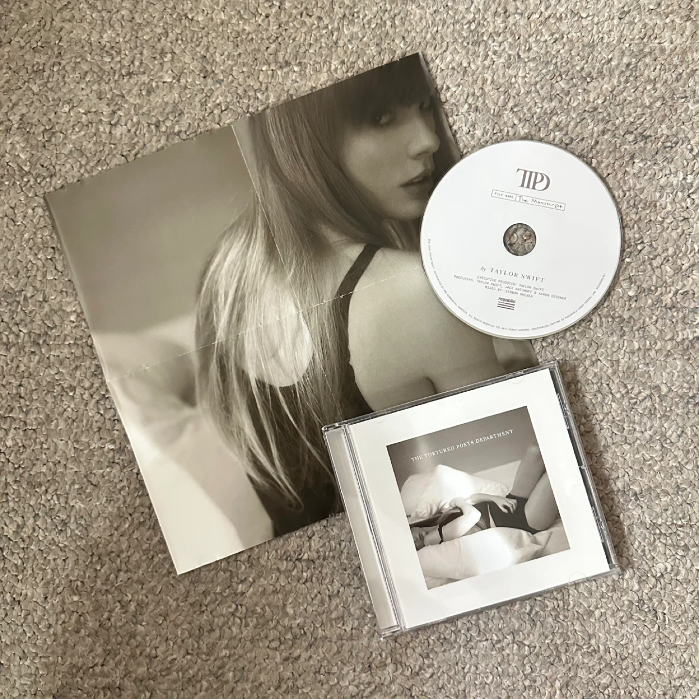 Taylor Swift - The Tortured Poets Department CD (The Manuscript)