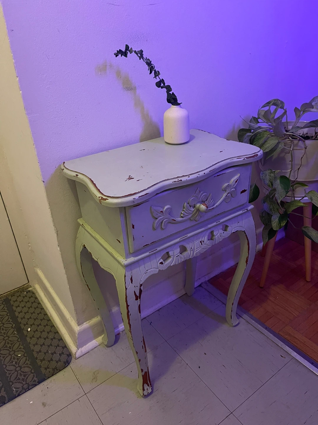 Vintage Style Side Table - Distressed Look - photo 3