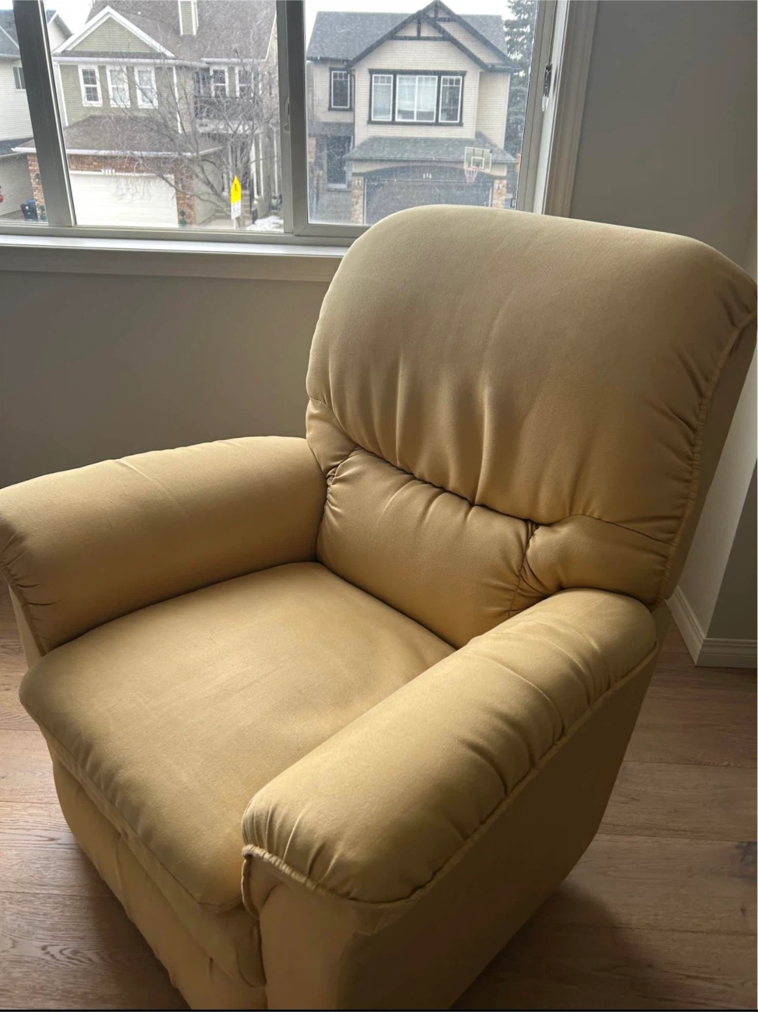 La-Z-Boy  rocking Recliner - Comfy & Relaxing - photo 2