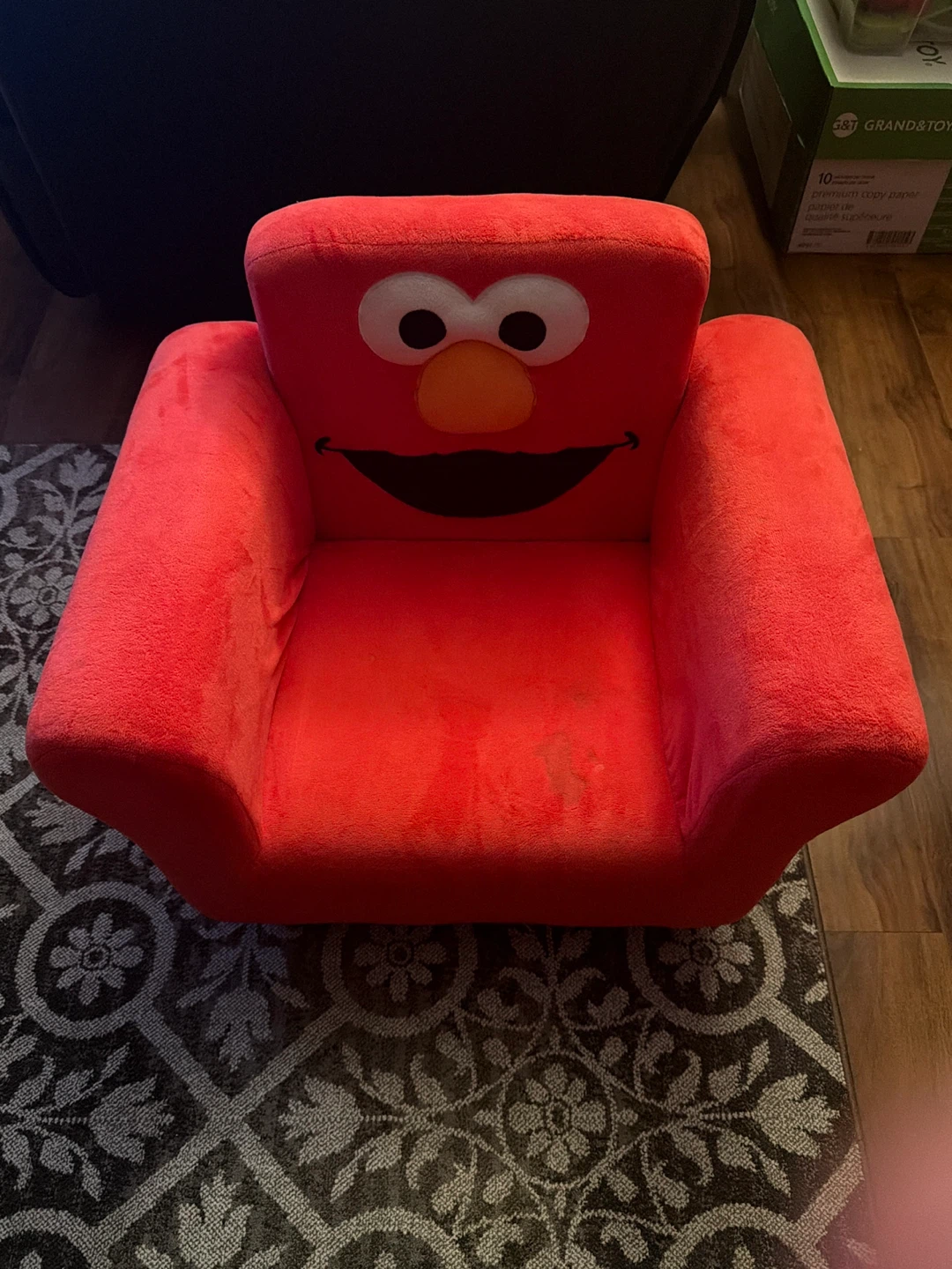 Elmo Kids Upholstered Armchair