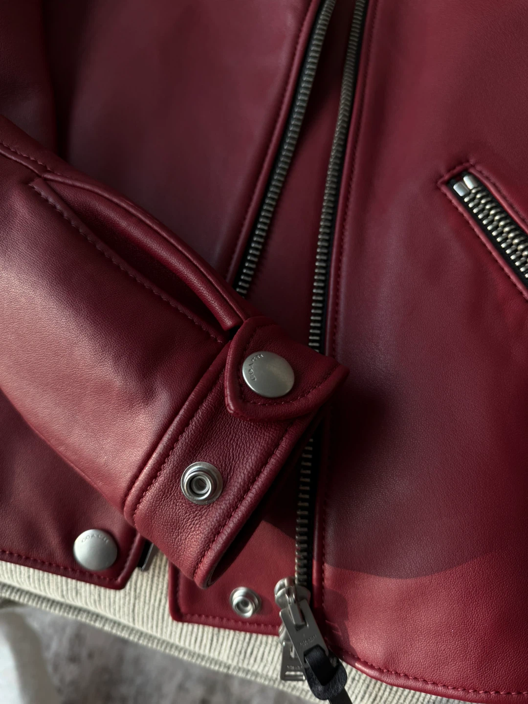 Coach Burgundy Leather Jacket - photo 4