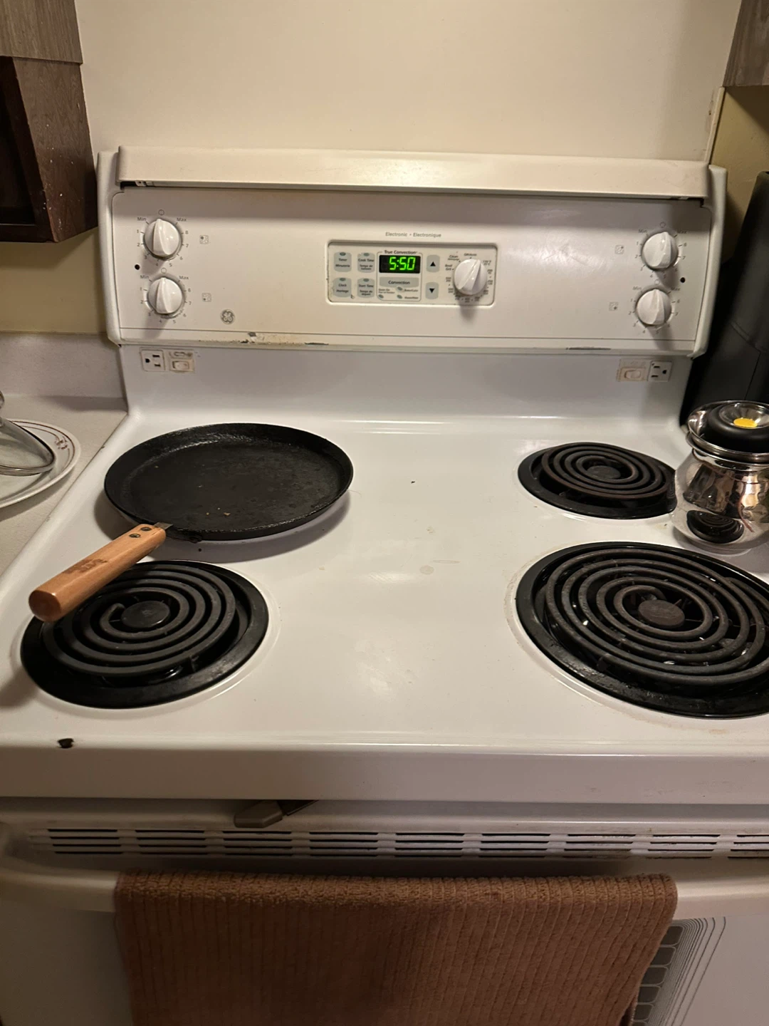 GE Electric Stove - photo 2