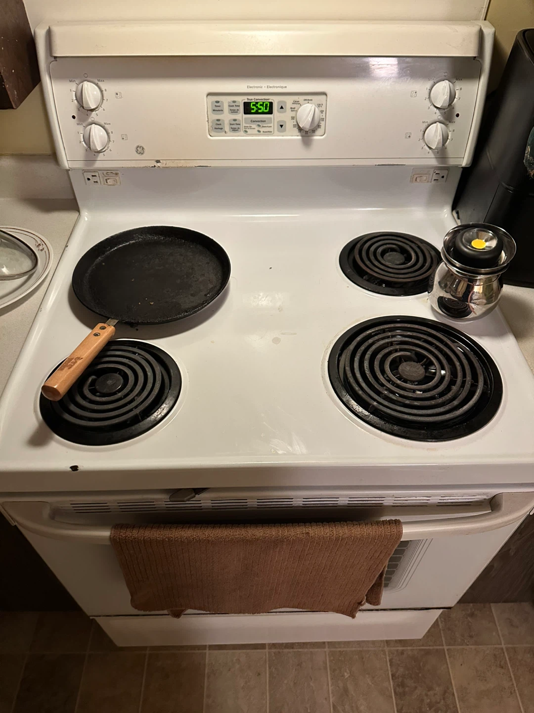 GE Electric Stove