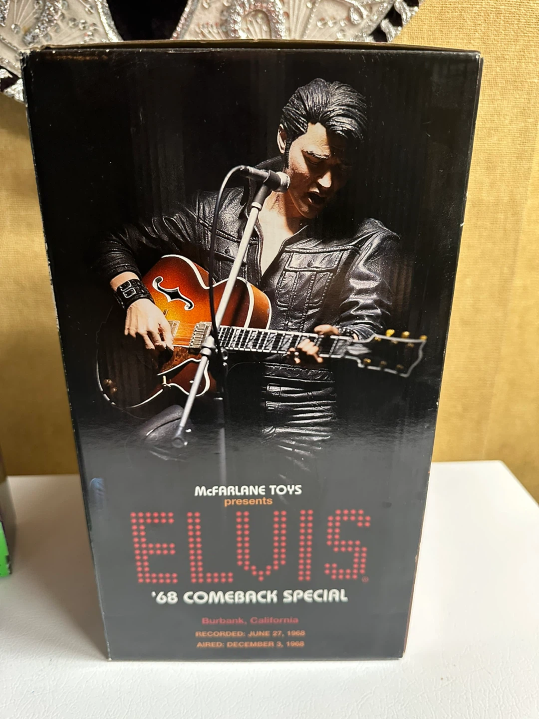 McFarlane Toys Elvis Presley '68 Comeback Special 12-Inch Figure - photo 5