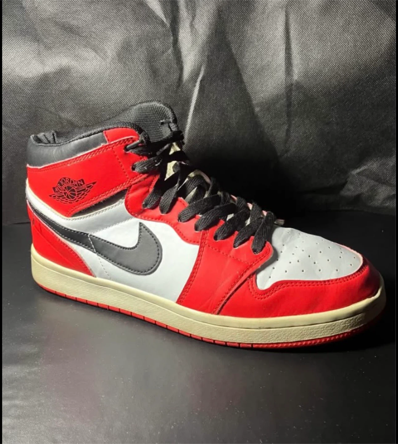 Air Jordan 1 - photo 2