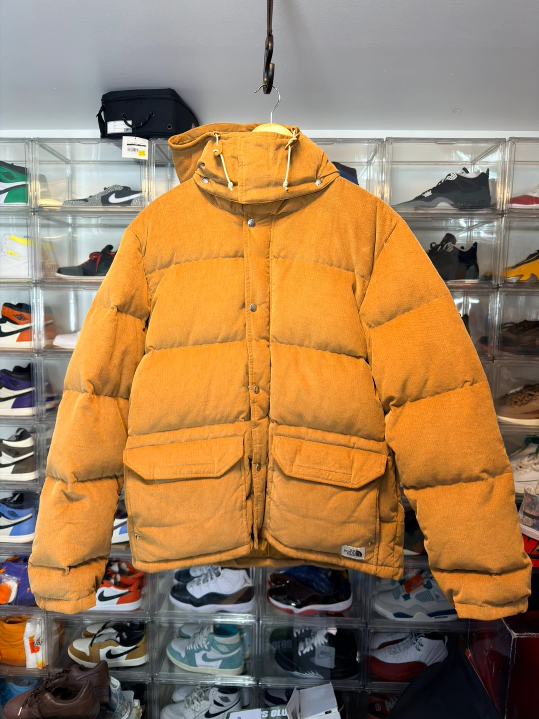 The North Face Corduroy Down Jacket, Size L - photo 2
