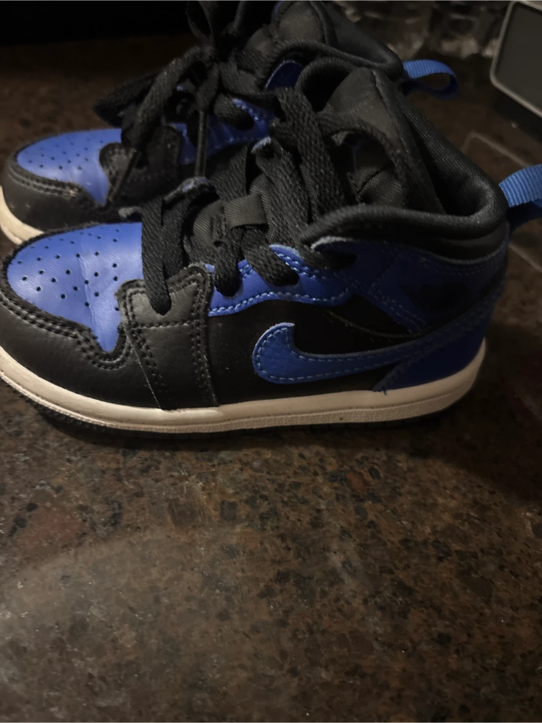 Jordan’s size 7c like new
