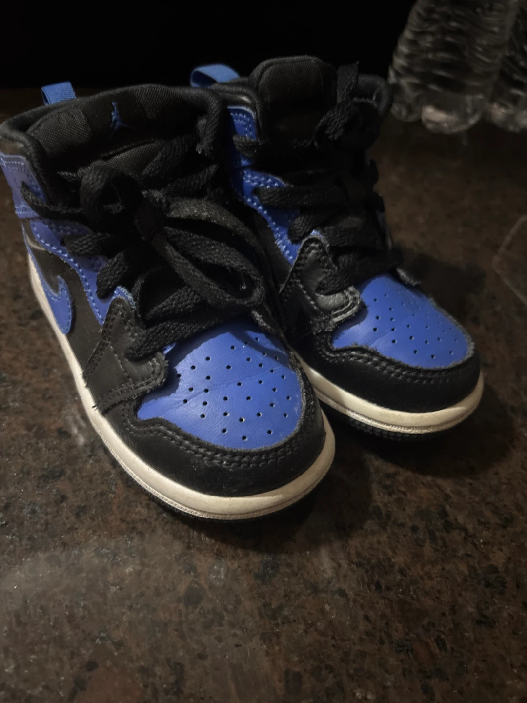 Jordan’s size 7c like new - photo 4