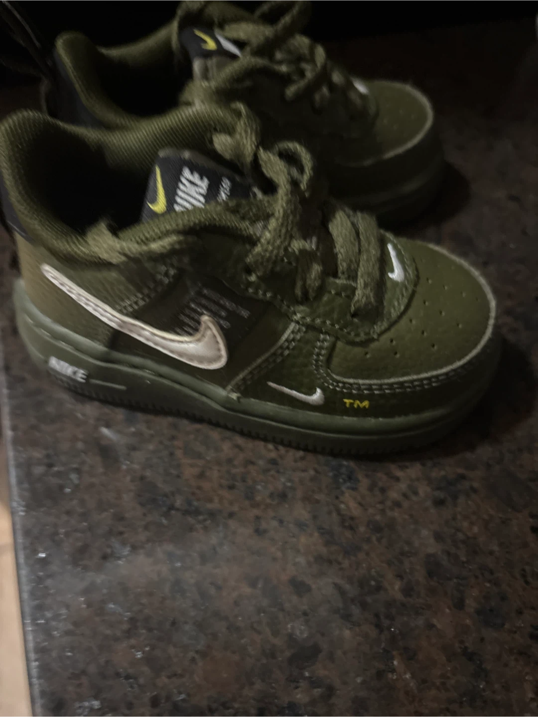 Size 5c Nike like new - photo 3