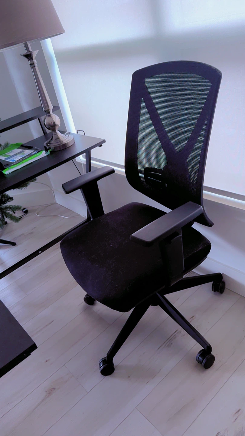Black Office Chair with Mesh Back