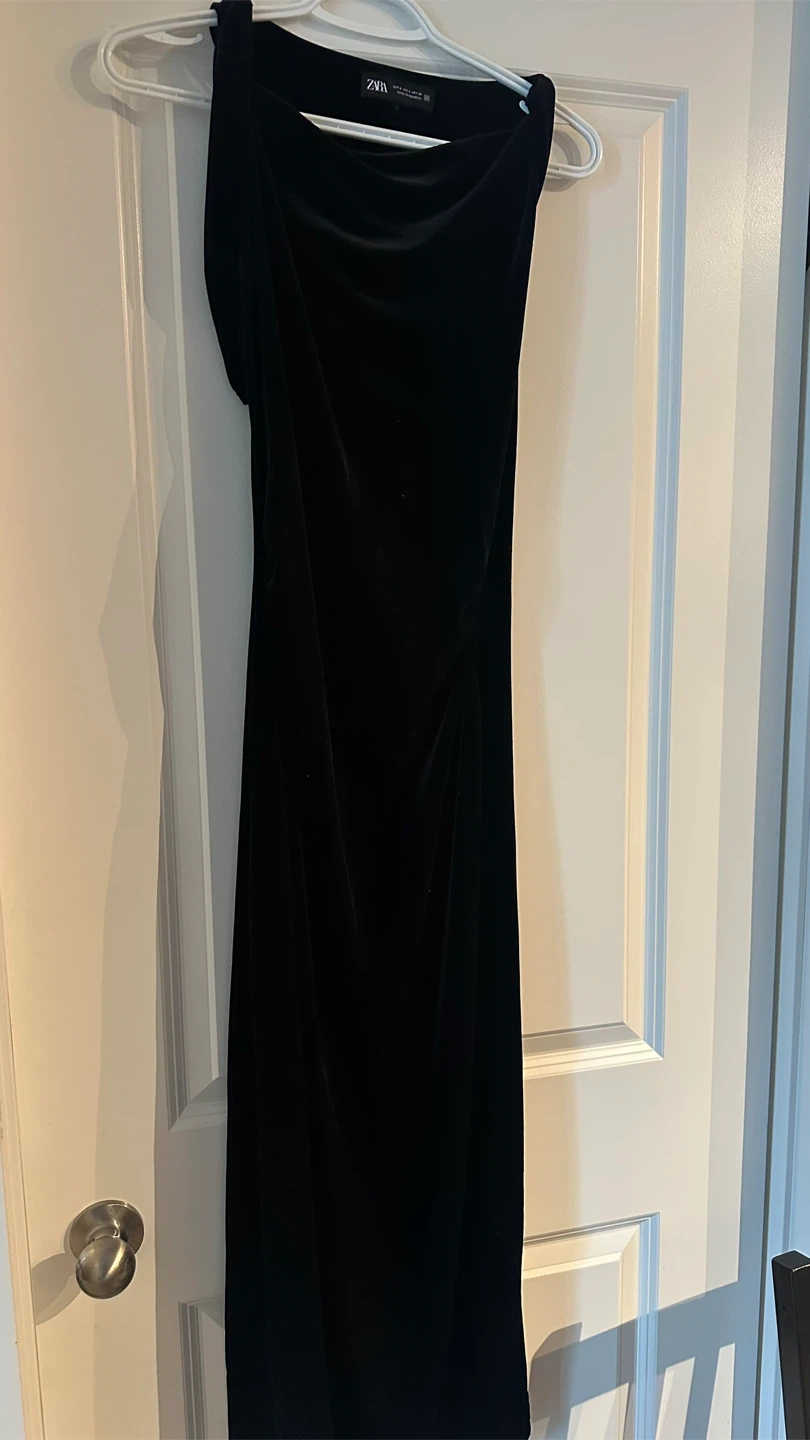 Zara Black Velvet Dress - Size S - photo 2