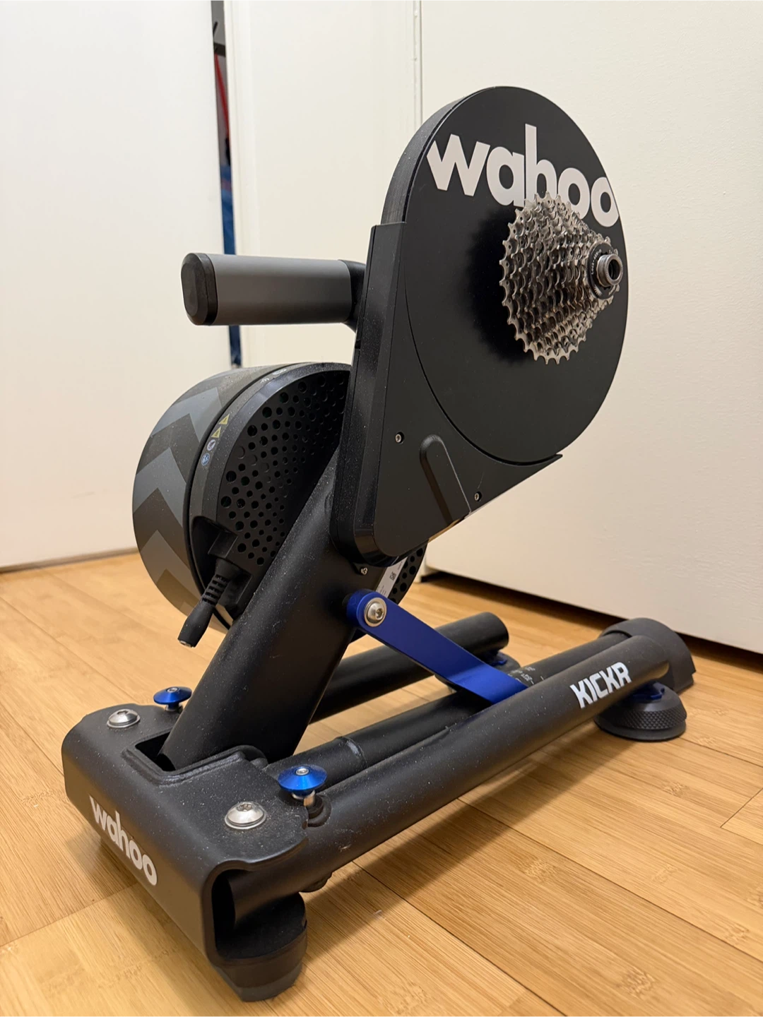 Wahoo KICKR Smart Bike Trainer - photo 2