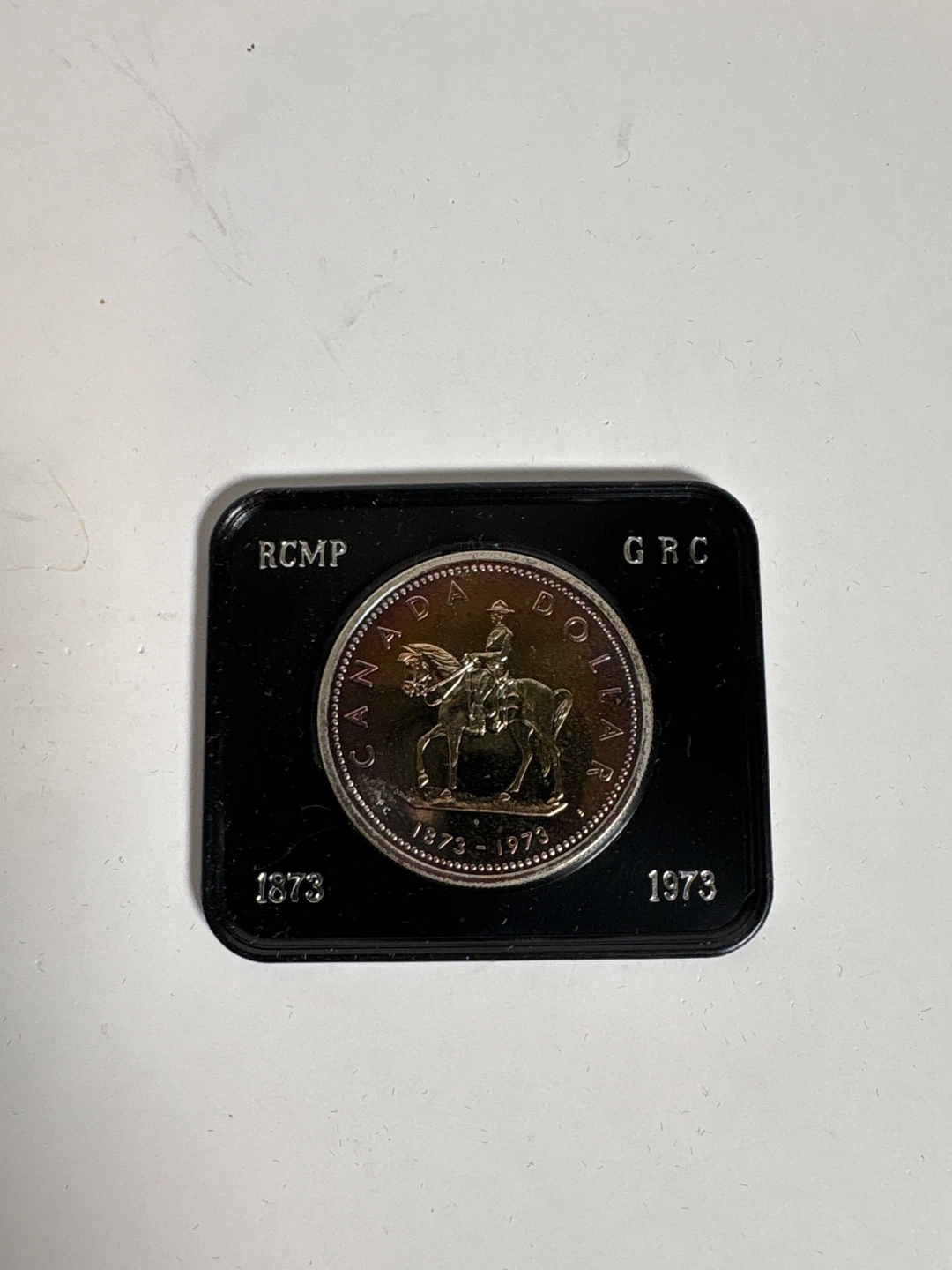 1973 RCMP Canada Dollar Coin - photo 2