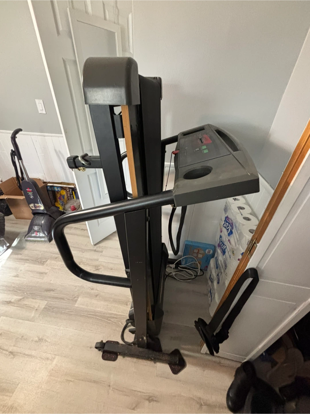 Weslo Cadence TS 300 Treadmill - photo 5